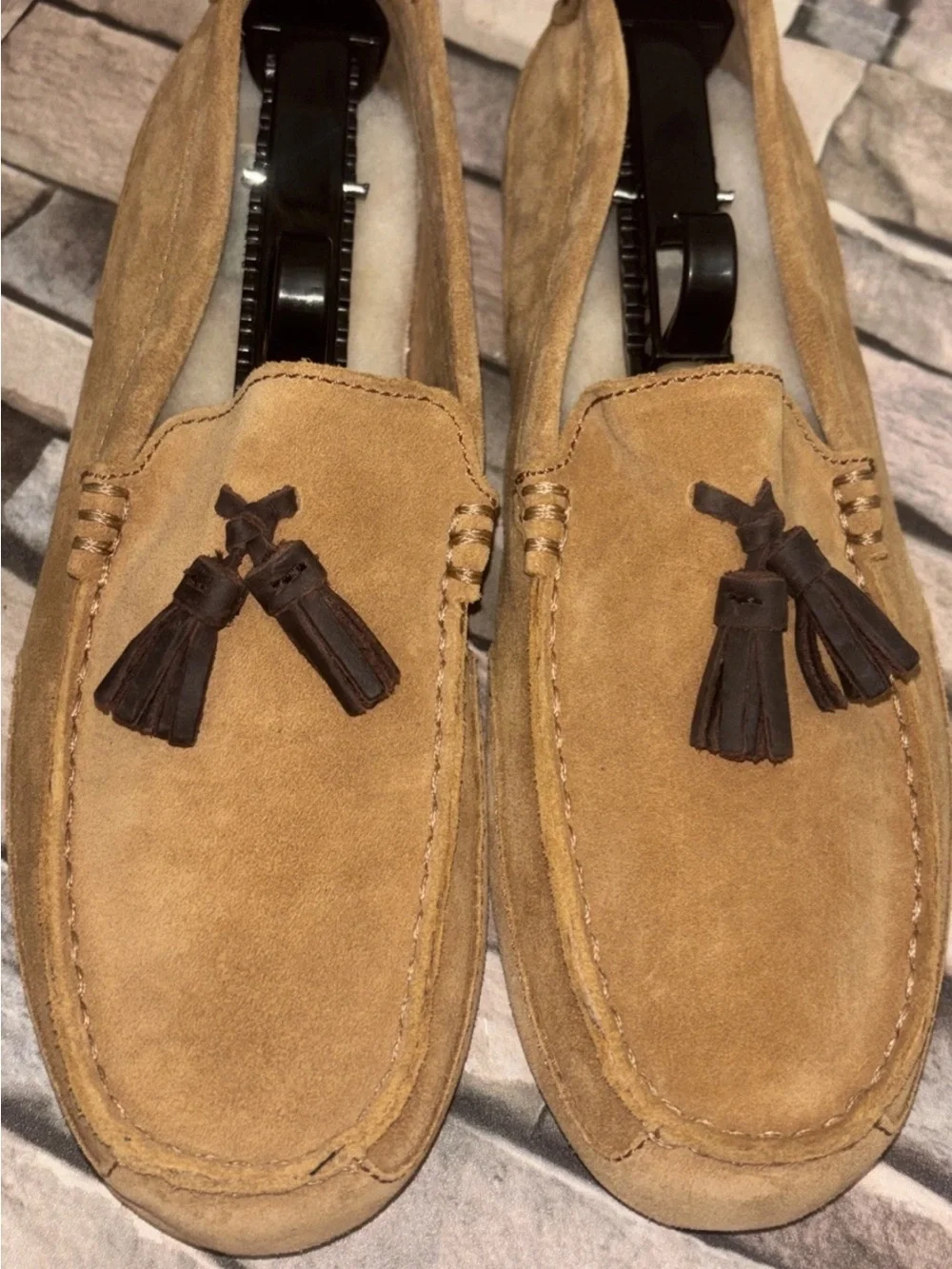 New UGG Boylan tassel loafer moccasins in a chestnut suede Sz 10